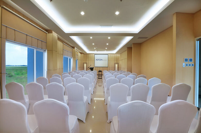 Aston Banua - Hotel & Convention Center