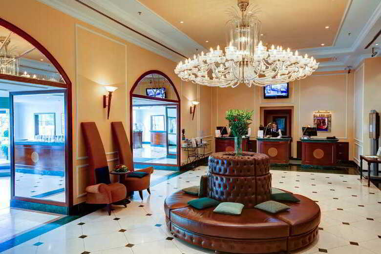 Hotel Radisson Blu Carlton