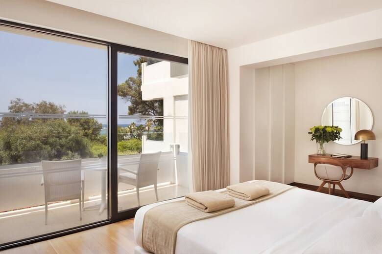 Hotel Grecian Bay