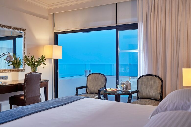 Hotel Grecian Bay