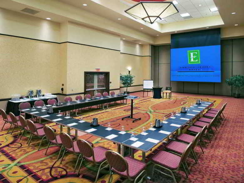 Hotel Embassy Suites San Marcos