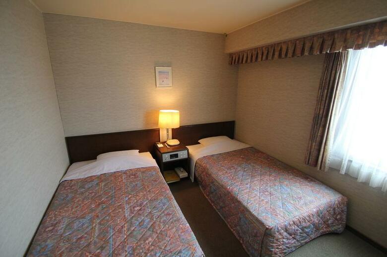 Apa Hotel Aomorieki-kenchodori