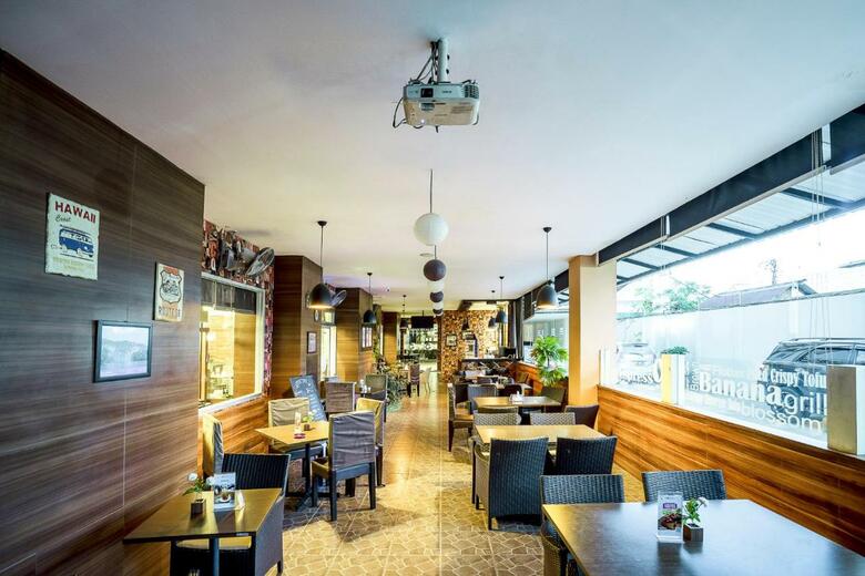 Hotel Grand Kartika