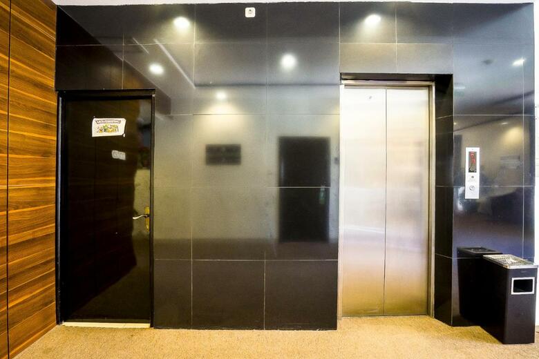 Hotel Grand Kartika