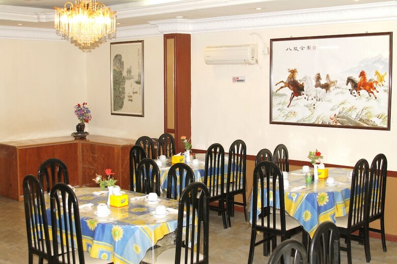 Paradise Hotel