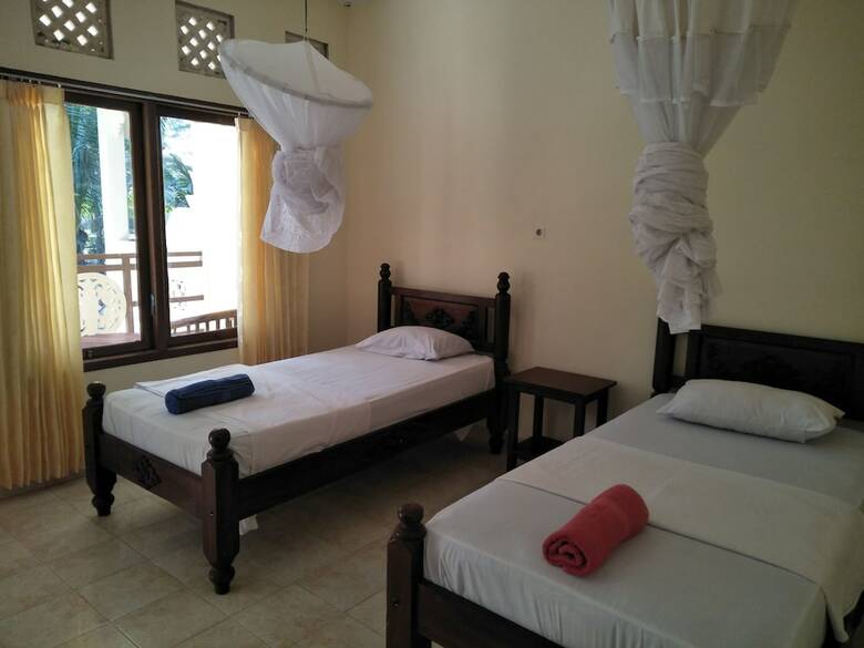 Hostal Kontiki Cottage