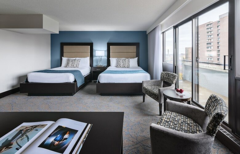 Embassy Hotel & Suites Ottawa