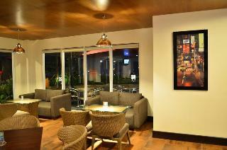 Emersia Hotel And Resort