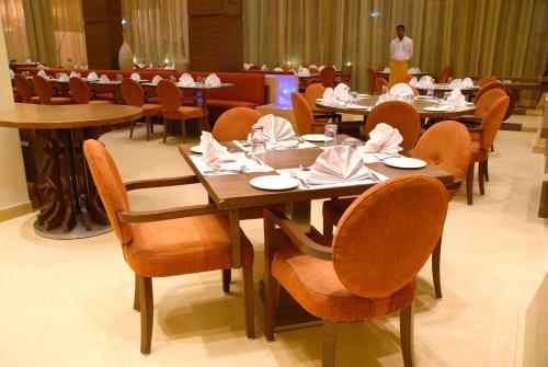 Hotel Cambay Grand Kukas