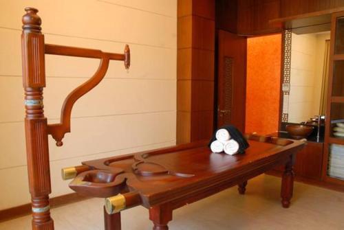 Hotel Cambay Grand Kukas
