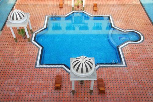 Hotel Cambay Grand Kukas