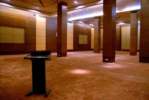 Hotel Cambay Grand Kukas