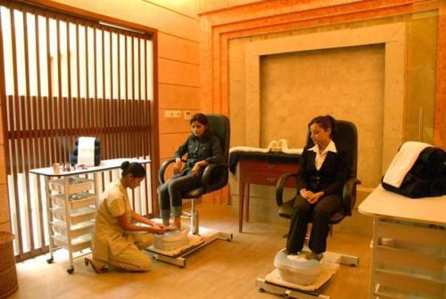 Hotel Cambay Grand Kukas