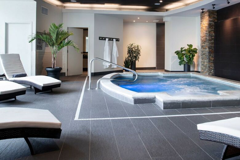 Marriott Niagara Falls Fallsview Hotel & Spa