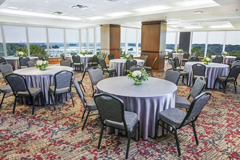 Marriott Niagara Falls Fallsview Hotel & Spa