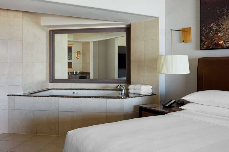 Marriott Niagara Falls Fallsview Hotel & Spa
