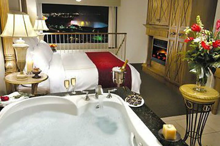 Marriott Niagara Falls Fallsview Hotel & Spa