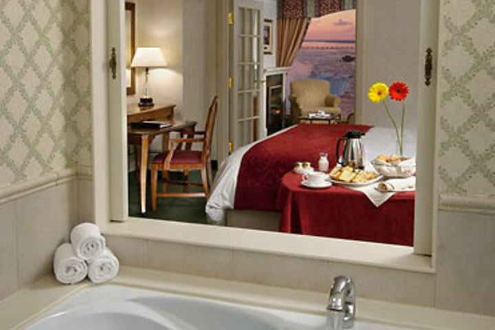 Marriott Niagara Falls Fallsview Hotel & Spa