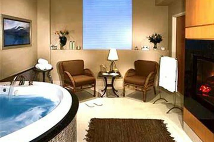 Marriott Niagara Falls Fallsview Hotel & Spa