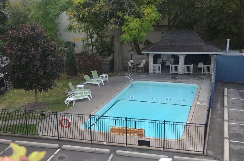 Hotel Travelodge At The Falls