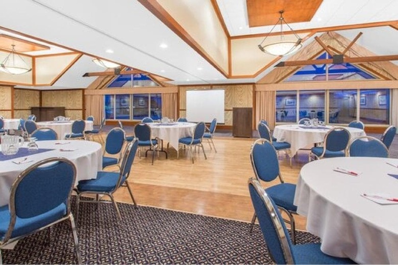 Hotel Ramada Inn & Suites Canmore