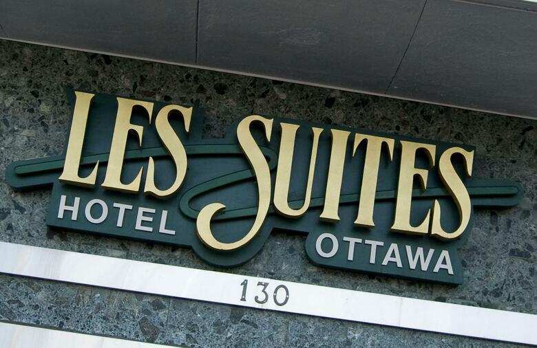 Les Suites Hotel Ottawa