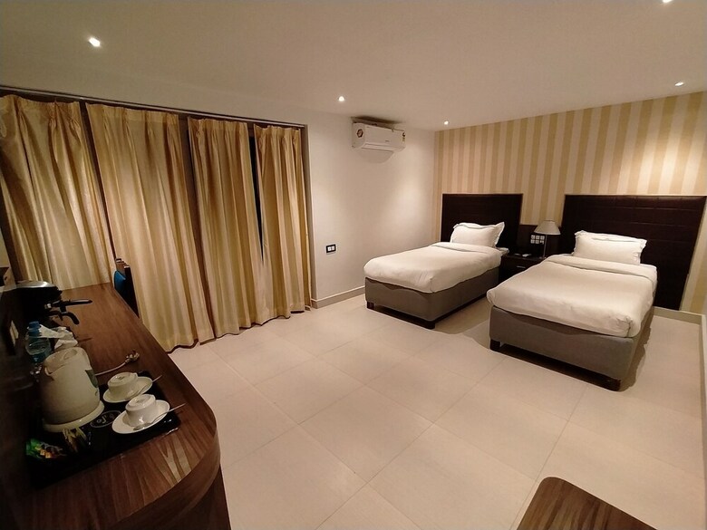 Niranjana Hotel