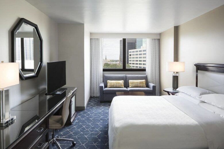 Hotel Sheraton Norfolk Waterside
