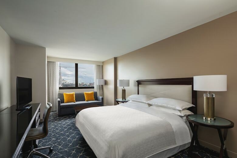 Hotel Sheraton Norfolk Waterside