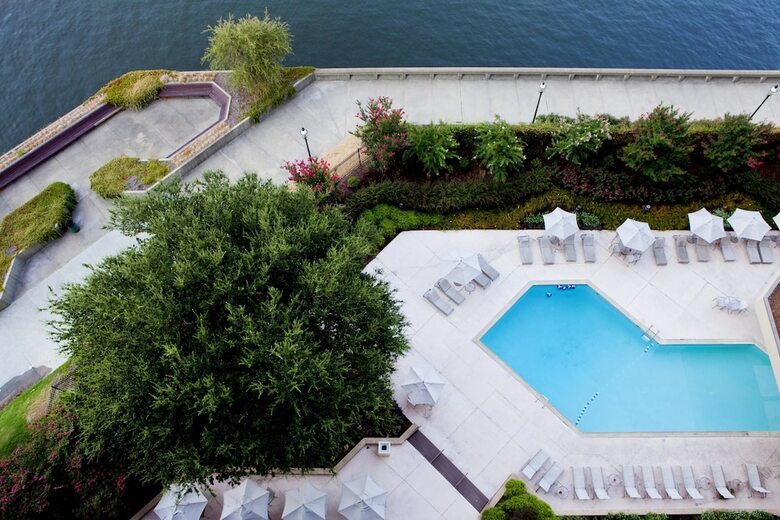 Hotel Sheraton Norfolk Waterside