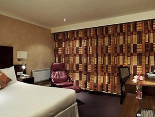 Hotel Mercure Livingston