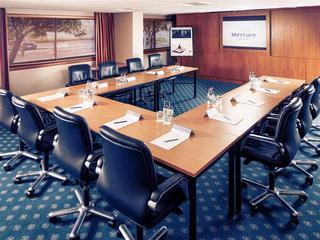 Hotel Mercure Livingston