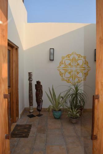 Hotel 1st Gate Home- Fusion