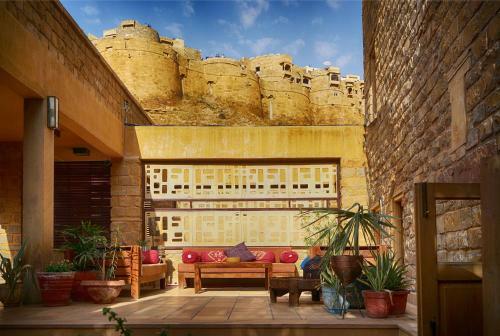 Hotel 1st Gate Home- Fusion