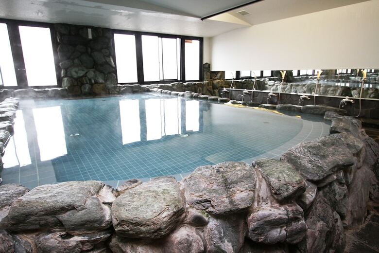 Gr Hotel Esaka