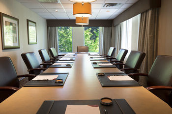 Hotel Crowne Plaza Portland Lake Oswego