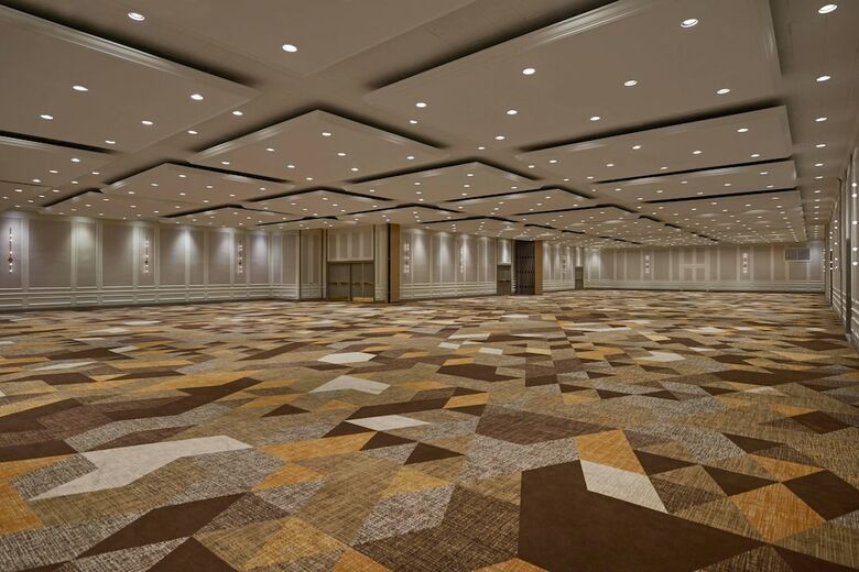 Hotel Doubletree By Hilton Toronto Airport