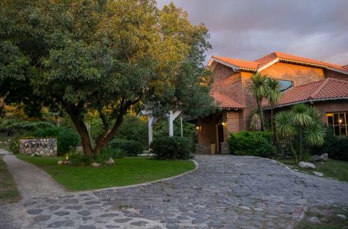 La Barraca Hotel And Resort