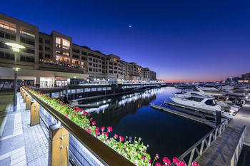 Hotel Oaks Plaza Pier