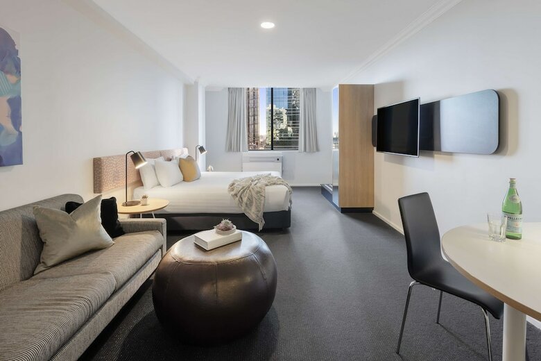 Hotel Mantra On Murray