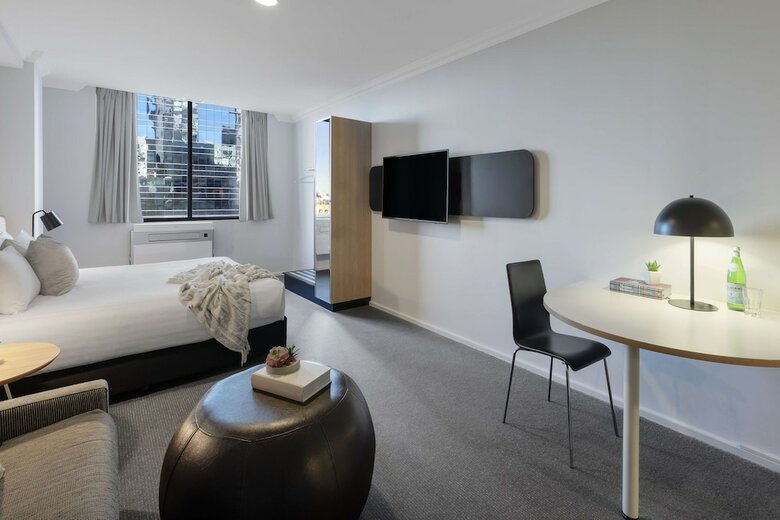 Hotel Mantra On Murray