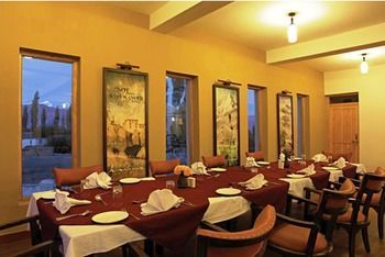 Hotel Saboo Resorts