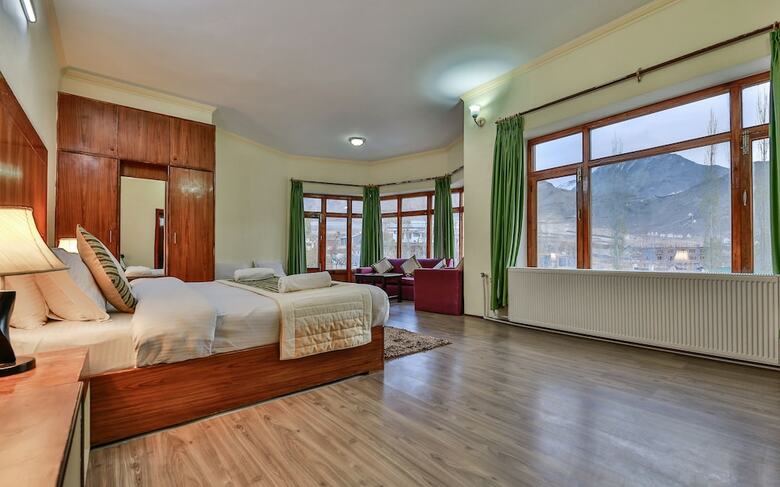 Hotel Reenam