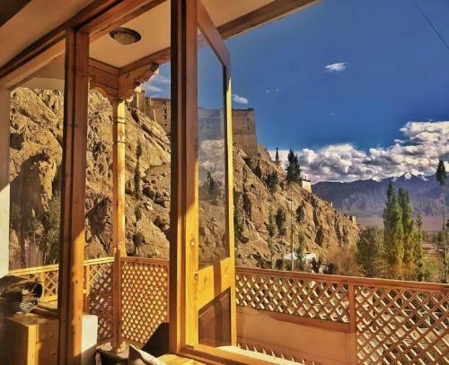 Hotel Grand Himalaya