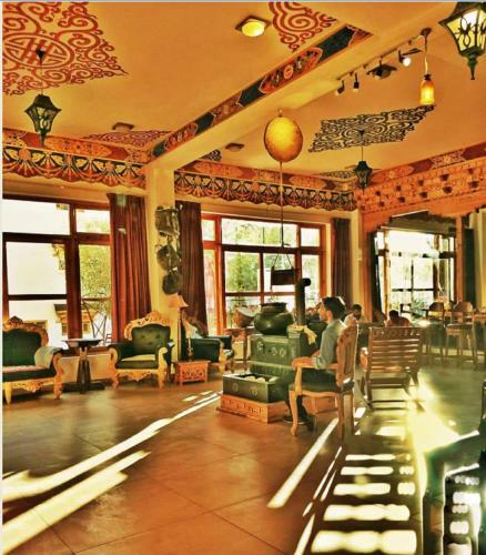 Hotel Grand Himalaya