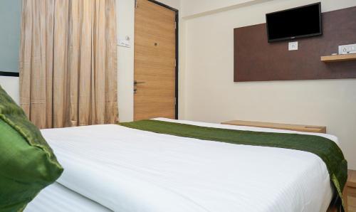 Hotel Rahi Plaza