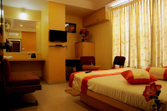 Bed & Breakfast Suvarna Residency