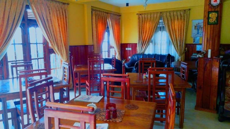 Hostal Abc Guest Inn & Restaurant