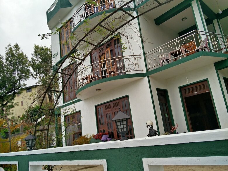 Hostal Abc Guest Inn & Restaurant
