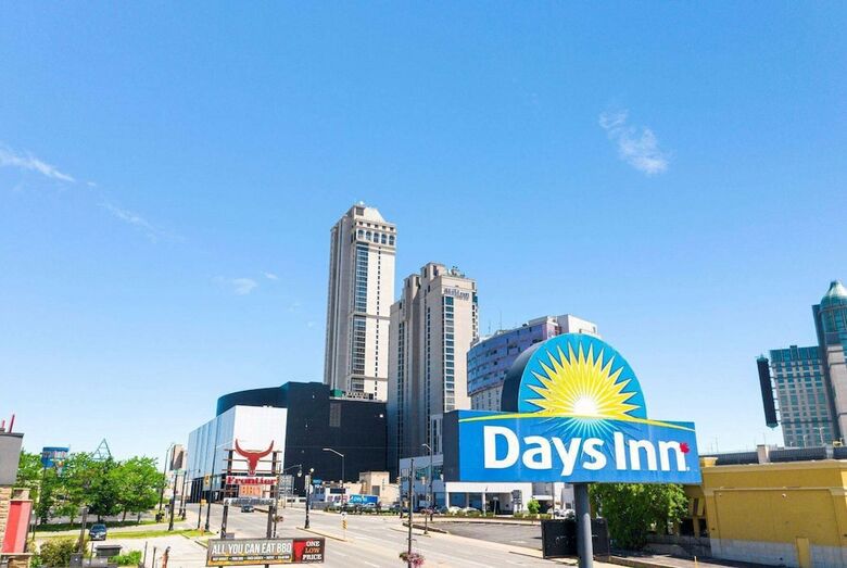 Hotel Days Inn Fallsview Casino